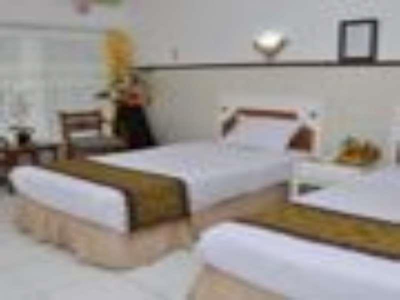 Hotel Tanjung Surabaia Exterior foto