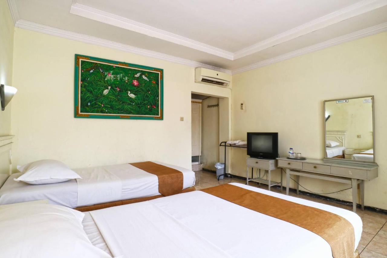 Hotel Tanjung Surabaia Exterior foto