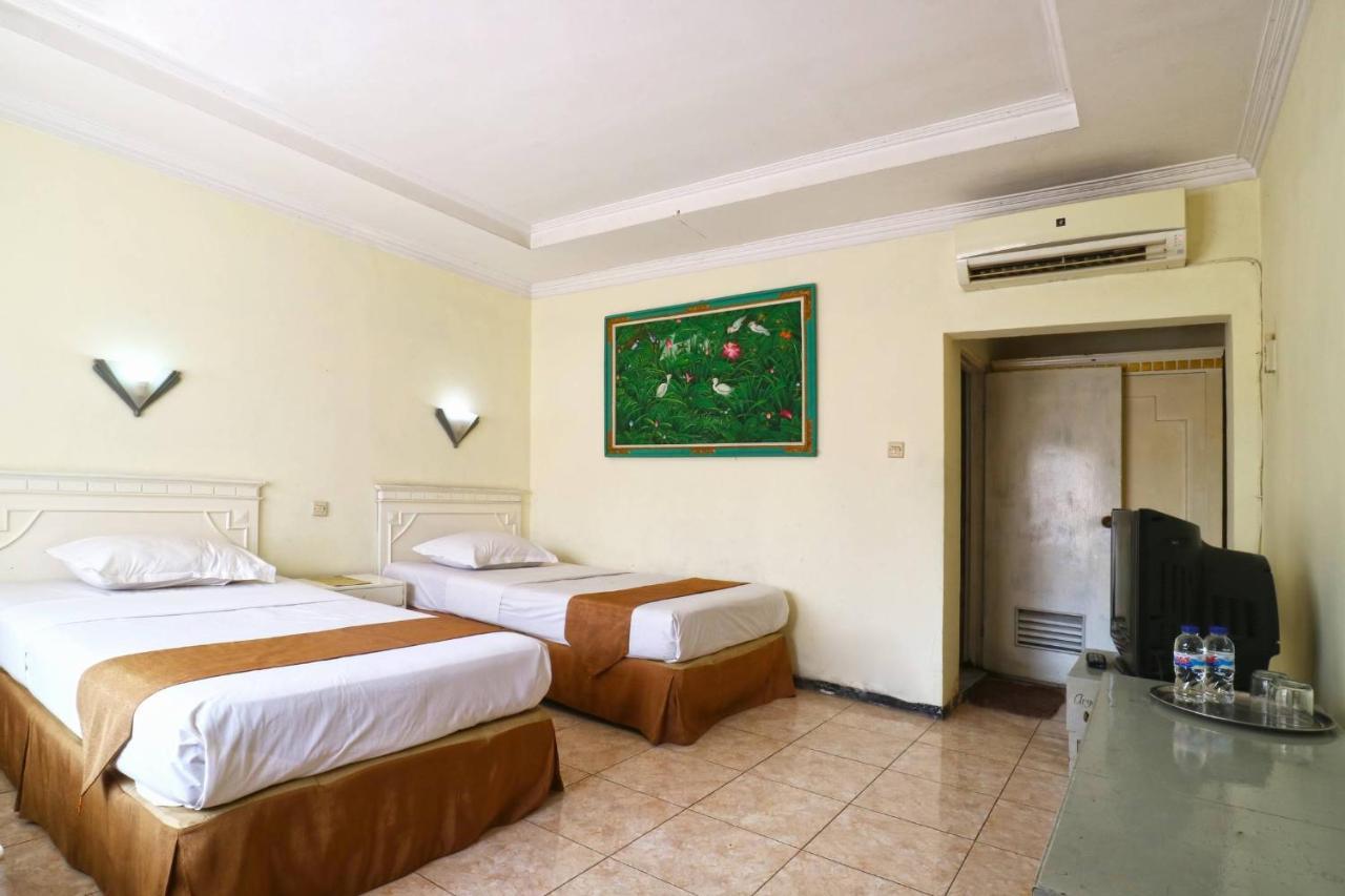 Hotel Tanjung Surabaia Exterior foto