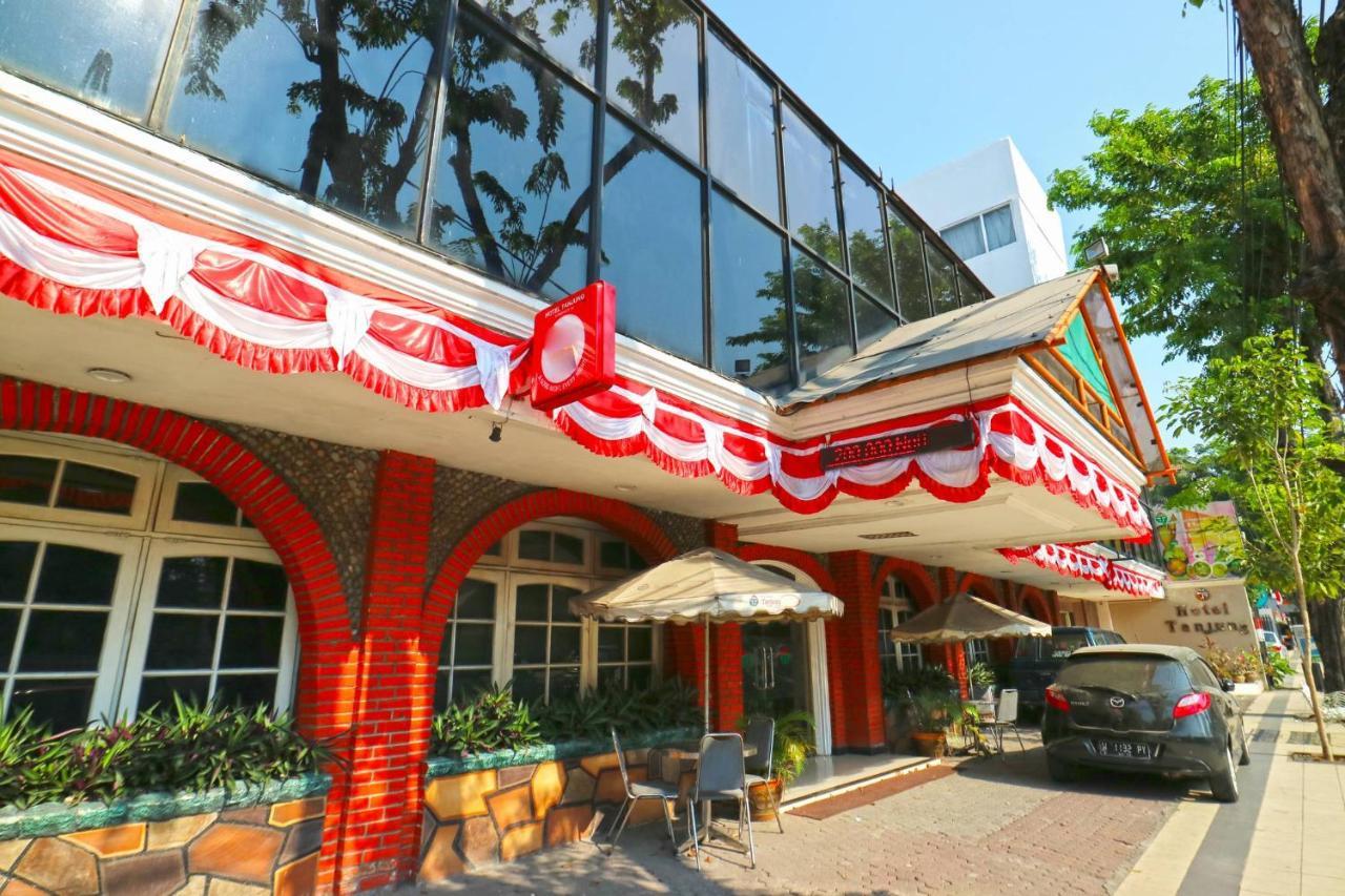 Hotel Tanjung Surabaia Exterior foto