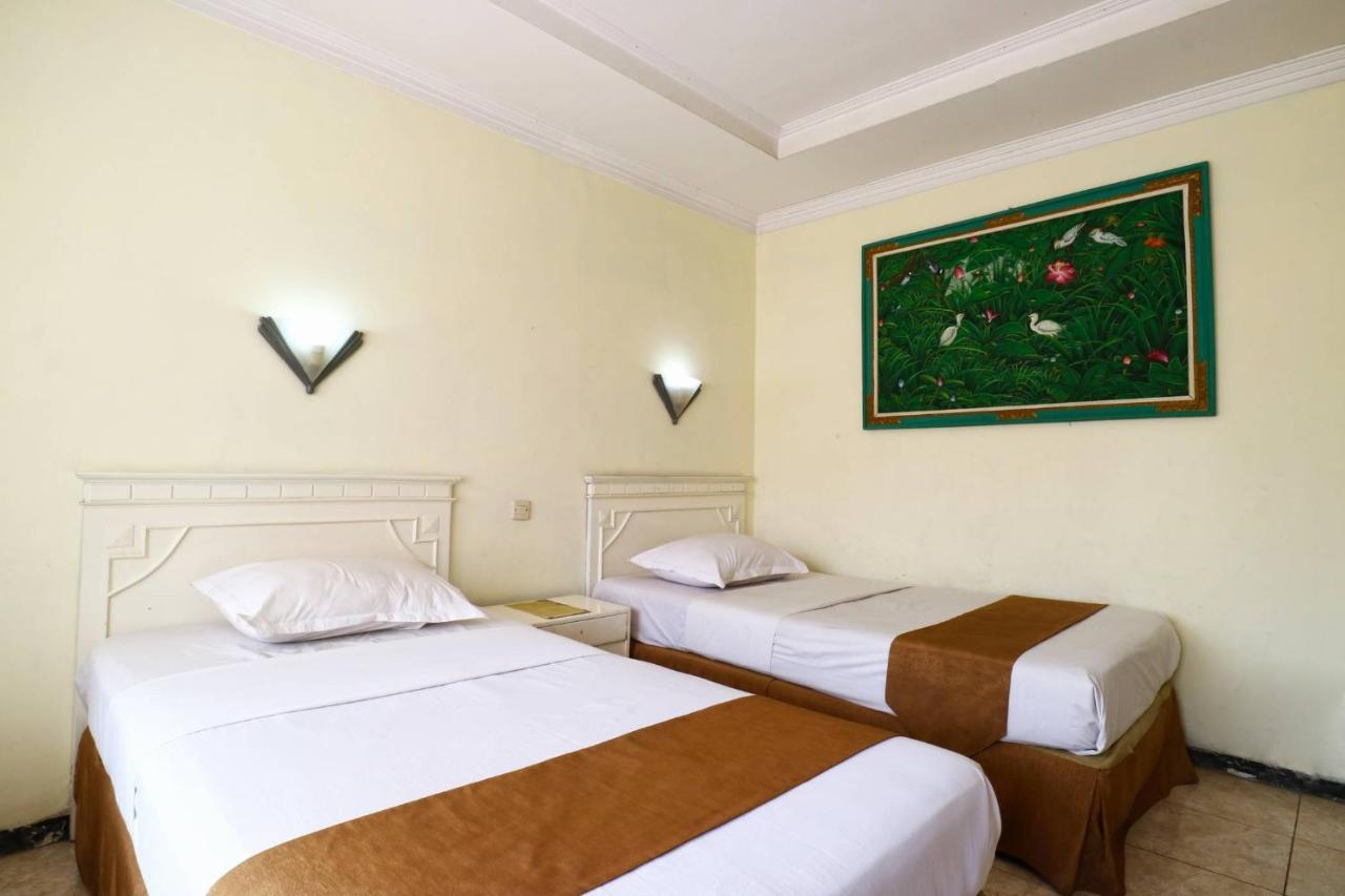 Hotel Tanjung Surabaia Exterior foto