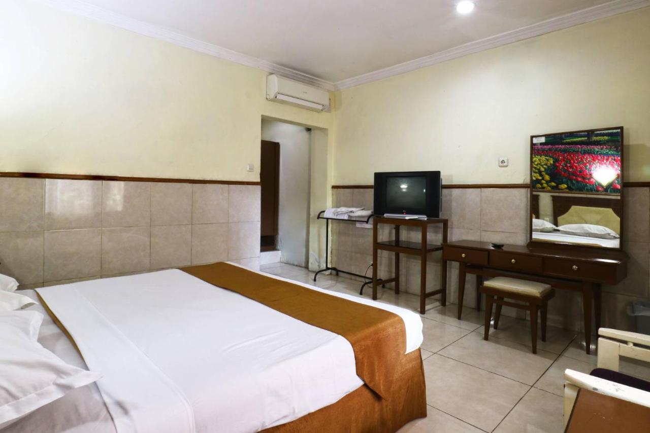 Hotel Tanjung Surabaia Exterior foto